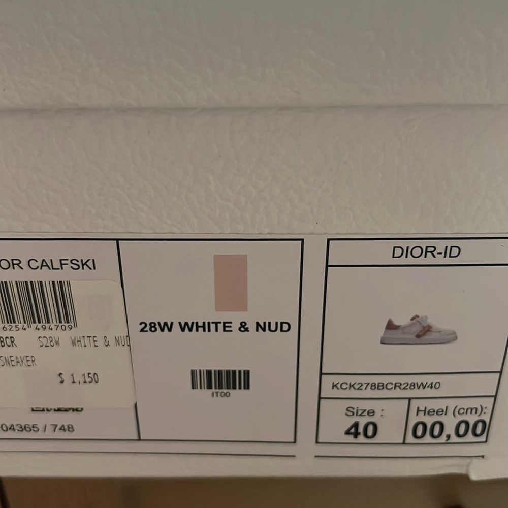 Women’s dior sneaker Size 40/10 US